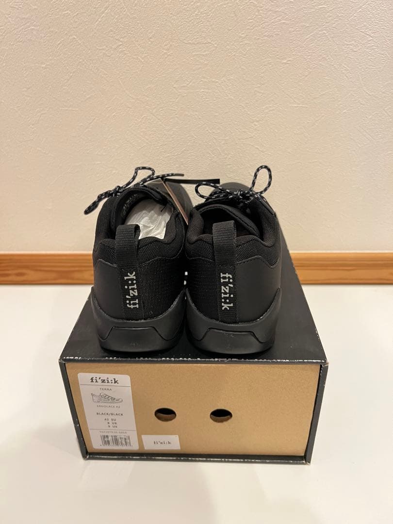 fizik TERRA ERGOLACE X2 42 ビンディングシューズ未使用