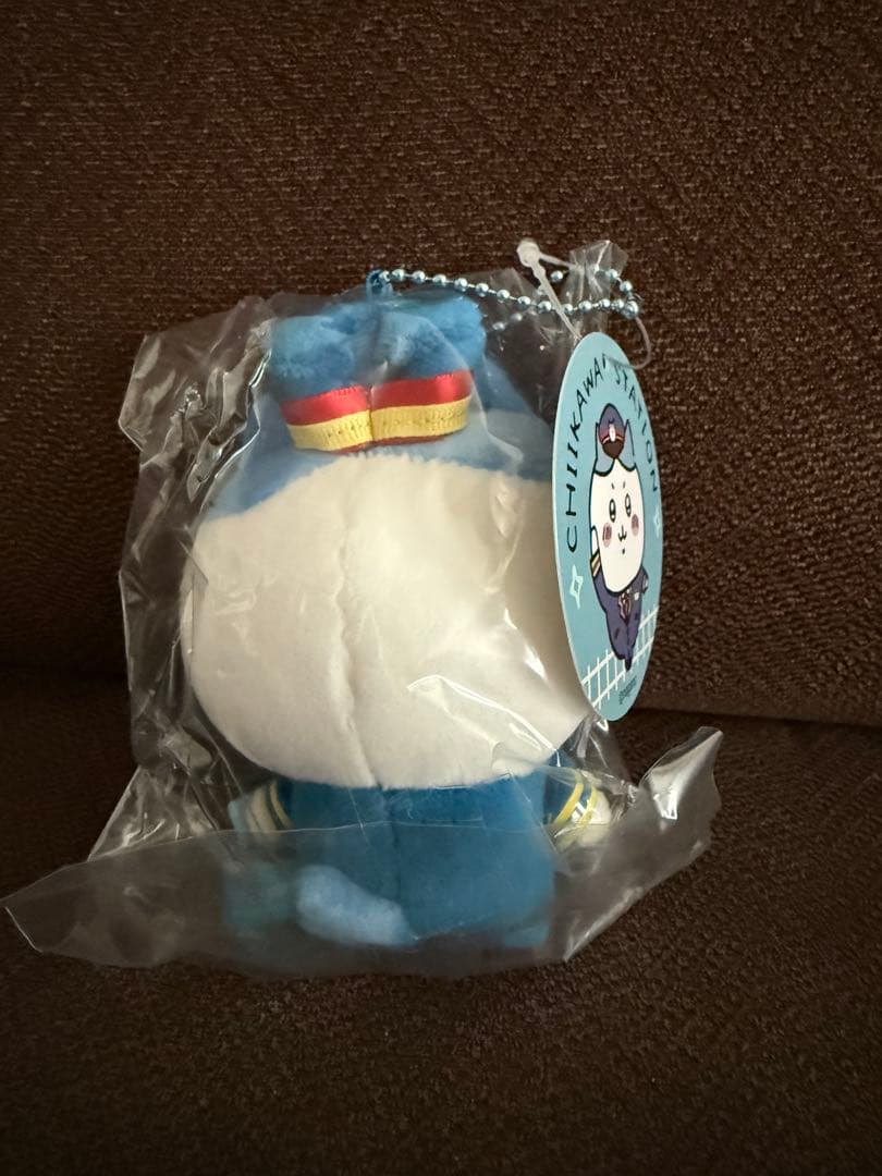 ★ちいかわ　駅員さんなマスコット ハチワレ★