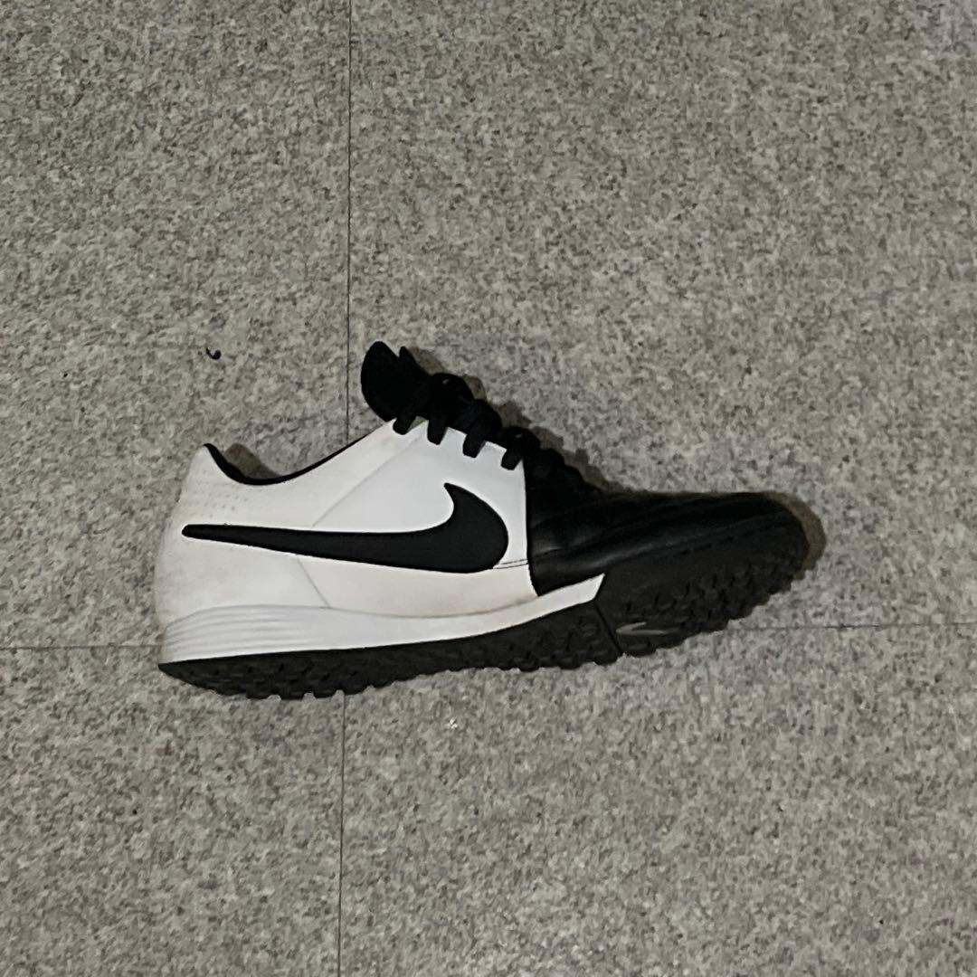 シューズ NIKE Tiempo Genio Leather TF 28cm