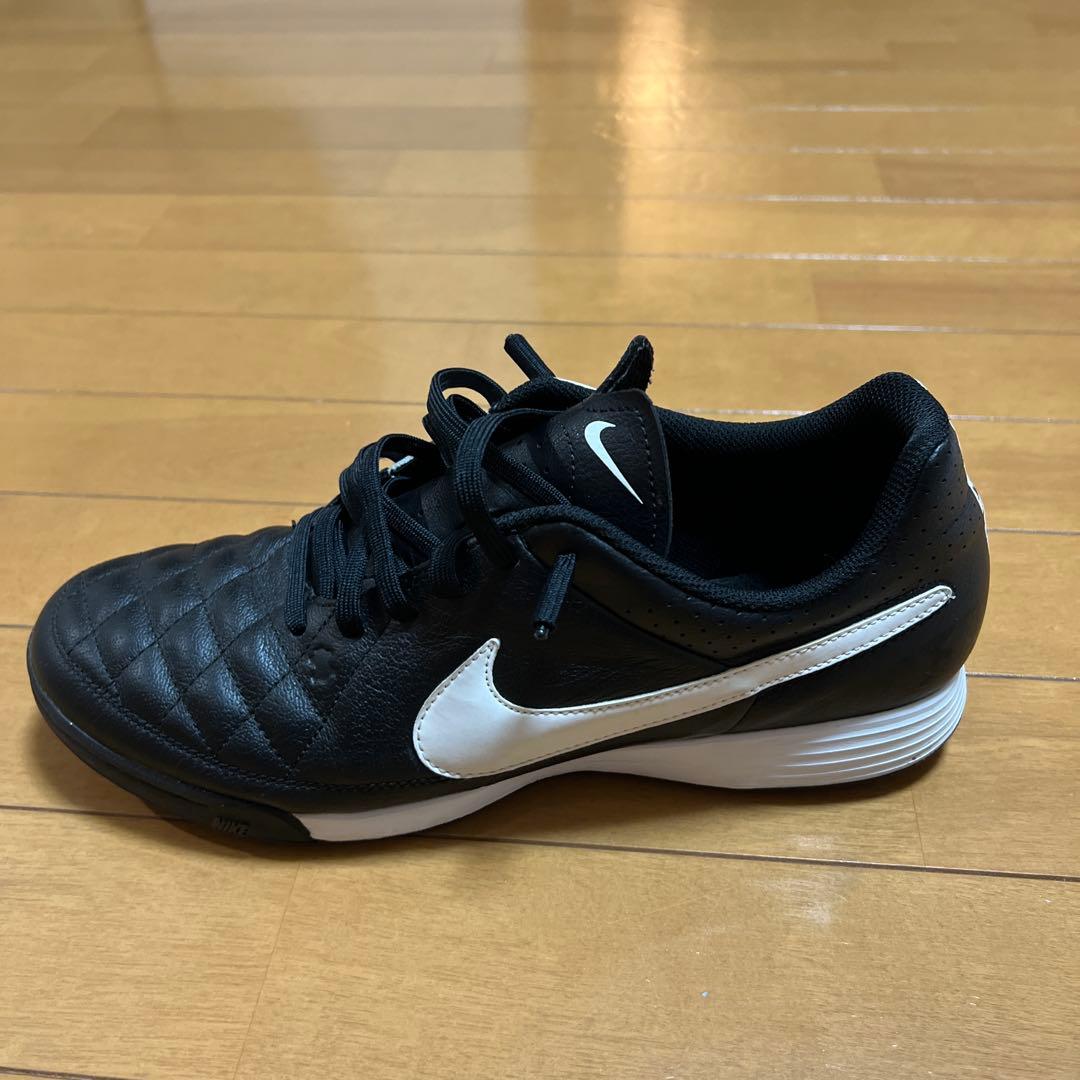 シューズ NIKE Tiempo Genio Leather TF 28cm