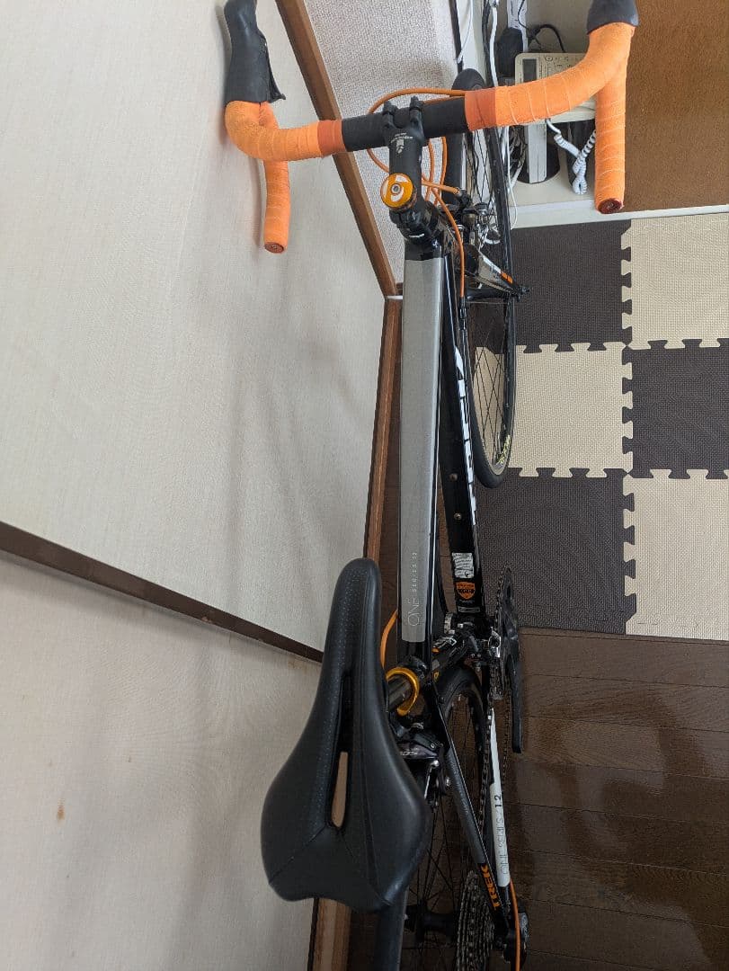 TREK ロードバイク One Series 1.2