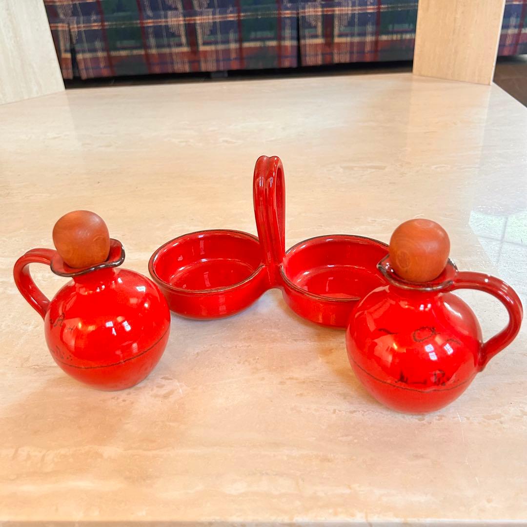 新品　Mamma Ro Italy Red 赤い陶器の調味料ボット 2個セット