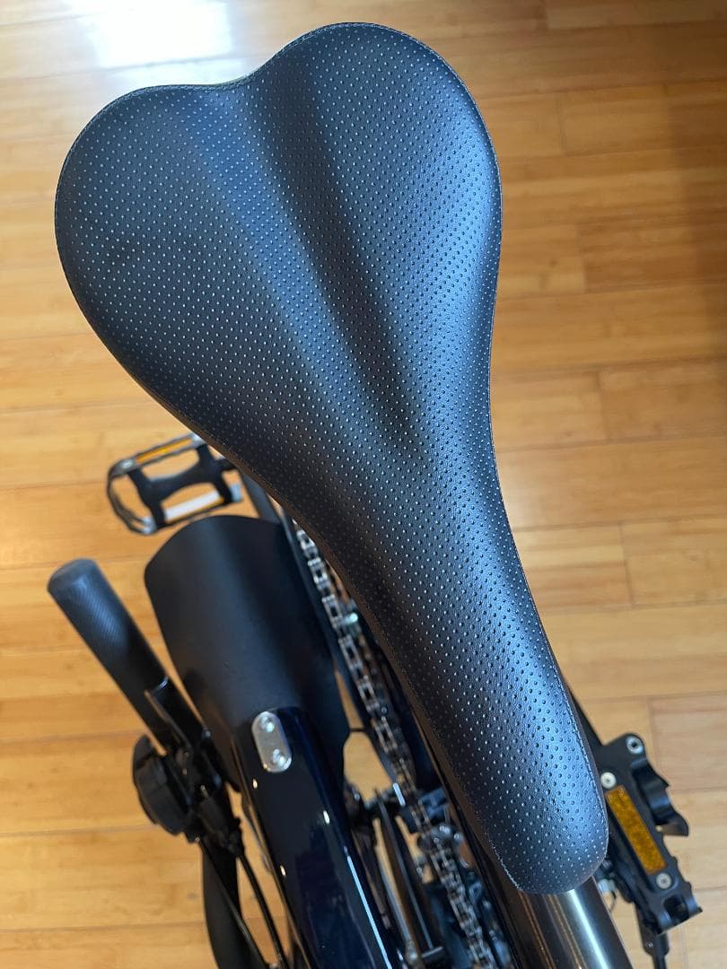 【ほぼ新品】BROMPTON C Line M6L ブラックラッカー／試乗のみ
