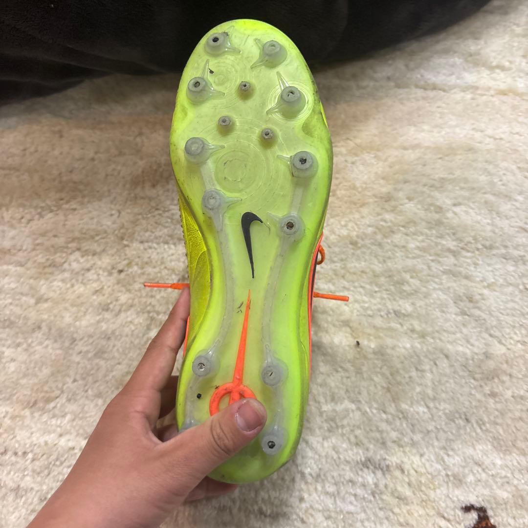 Nike サッカーシューズ 蛍光イエロー/オレンジ