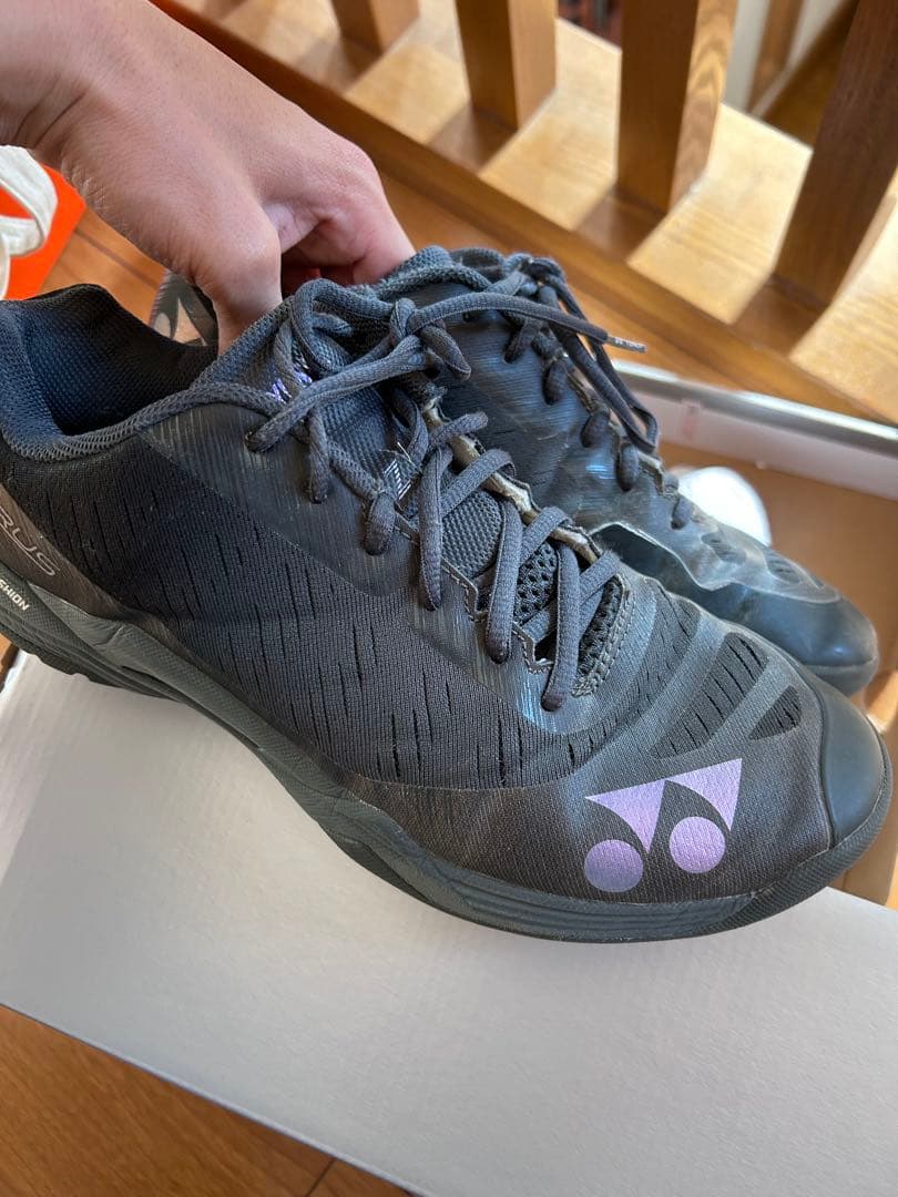 YONEX AERUS ブラック　バドミントンシューズ
