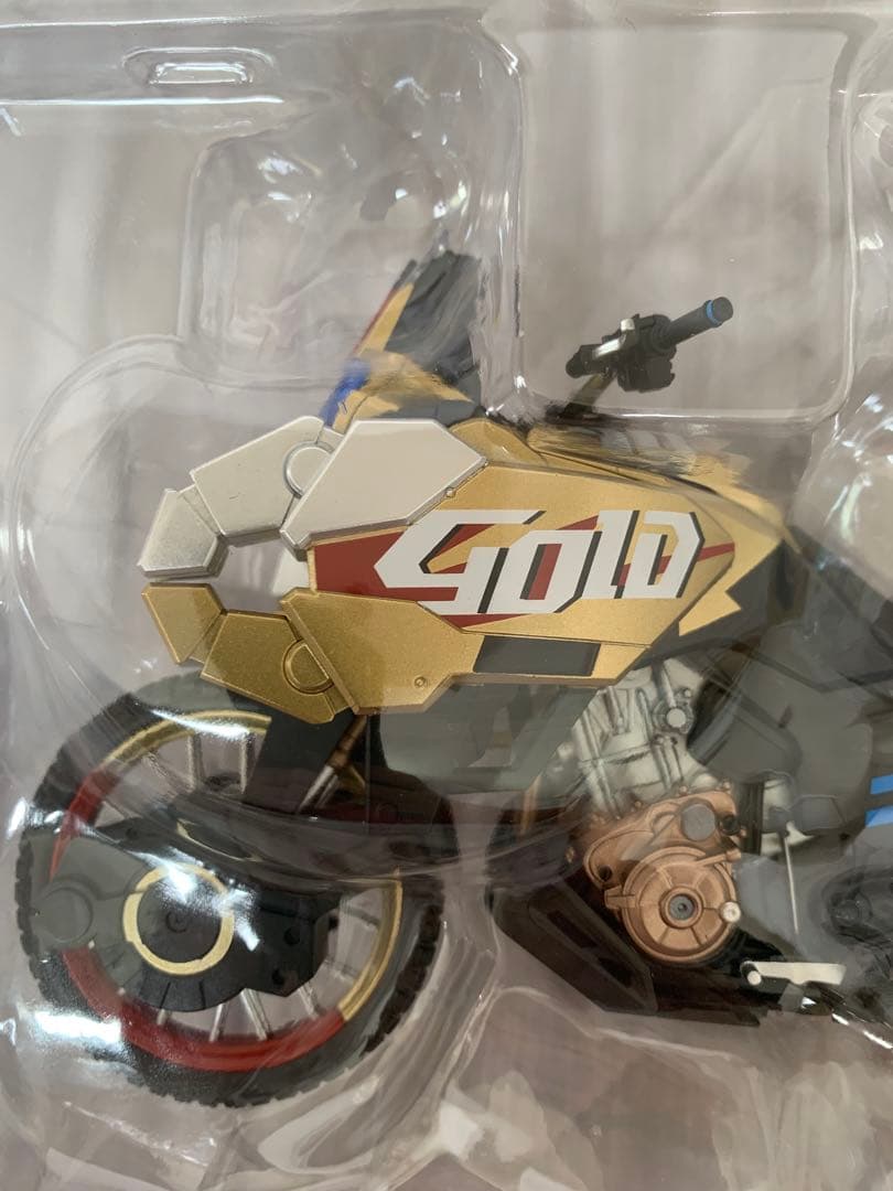 S.H.Figuartsゴルドダッシュ　仮面ライダーガッチャード