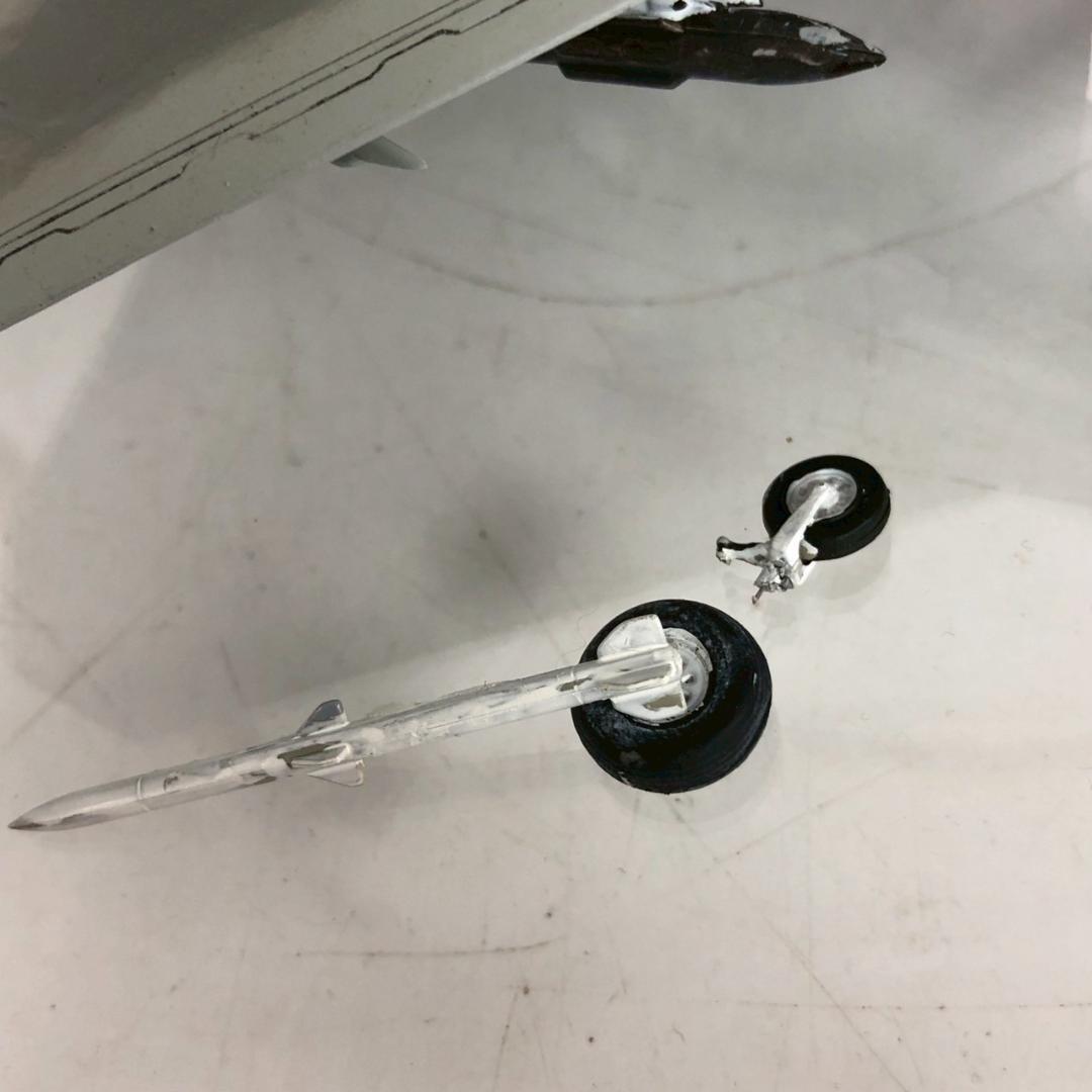 戦闘機 模型 1/72 F-22 ラプター F-15 ストライクイーグル 完成品