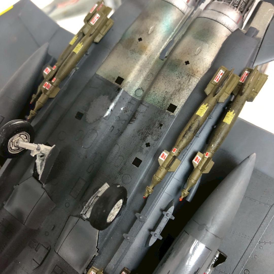 戦闘機 模型 1/72 F-22 ラプター F-15 ストライクイーグル 完成品