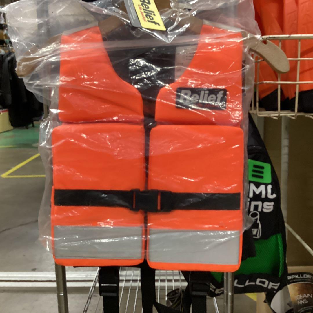 新品展示品の為格安国際特許取得Relief Life Jacket s25-40