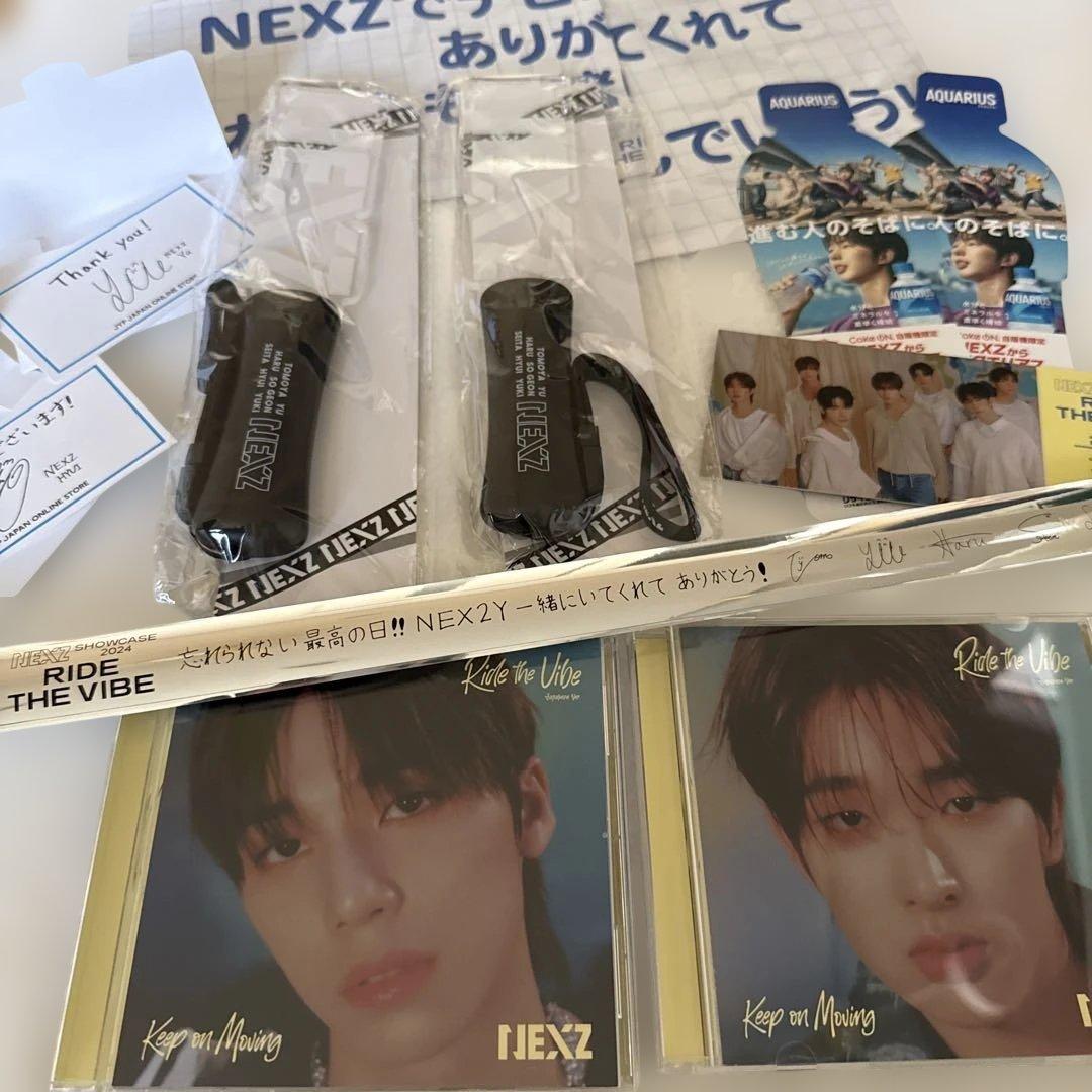 ネクスジNEXZデビューショーケース一式セット　入場特典トレカ初期ペンラ銀テ2本