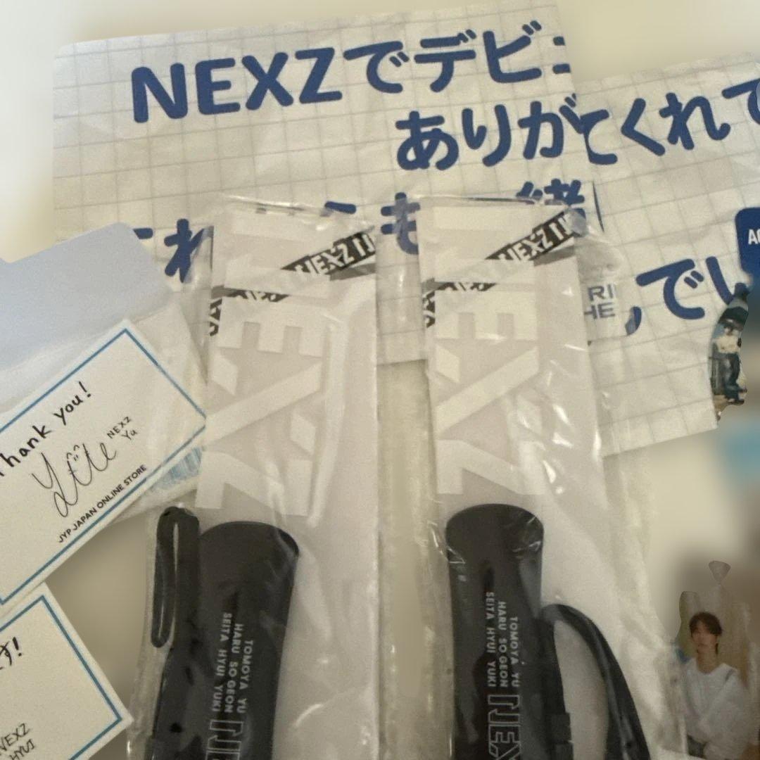 ネクスジNEXZデビューショーケース一式セット　入場特典トレカ初期ペンラ銀テ2本