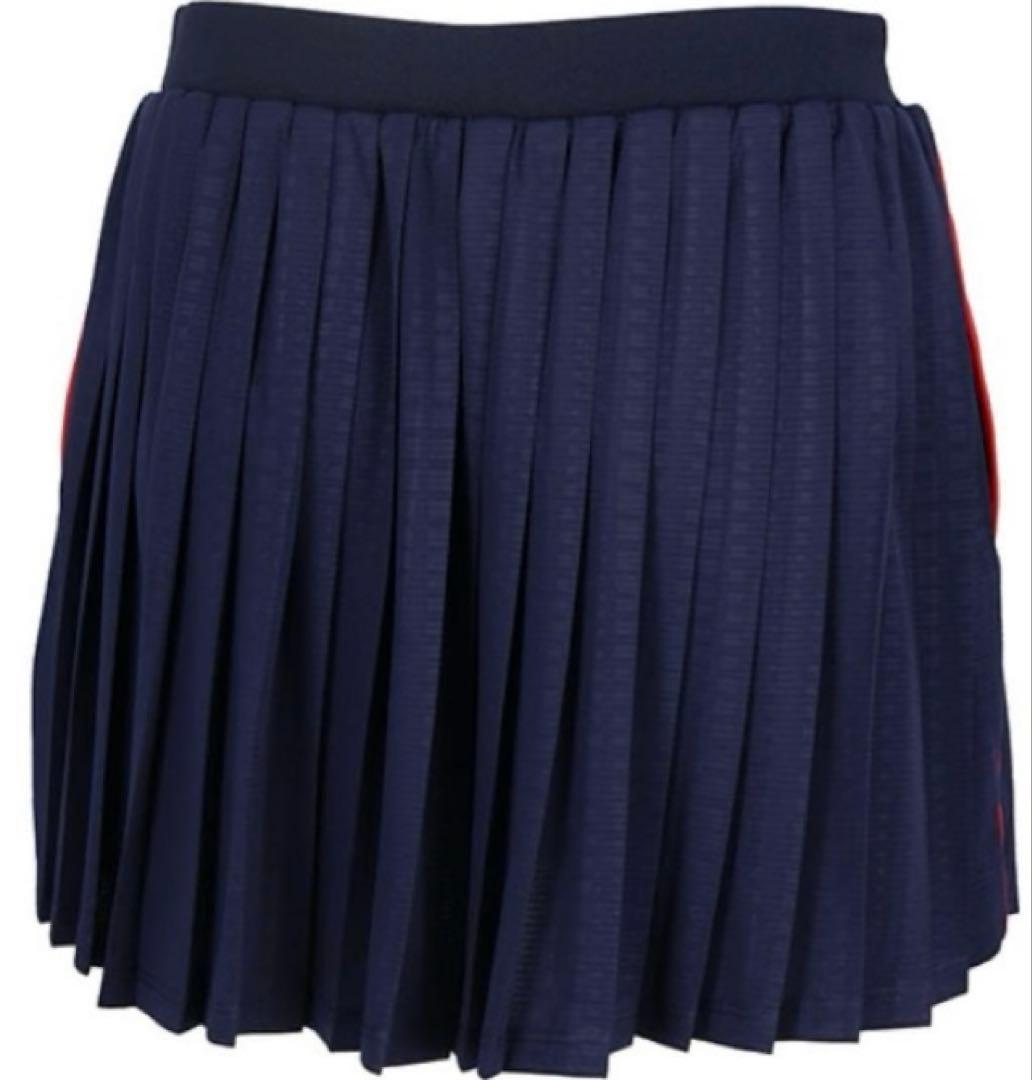 No.590 FILA エンボスプリーツのエレガントスコート☆NAVY☆