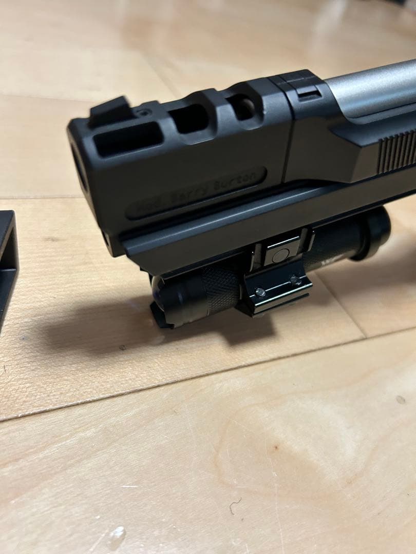 Y*e様 東京マルイ　サムライエッジ M92F バリー・バートン モデル、美品。