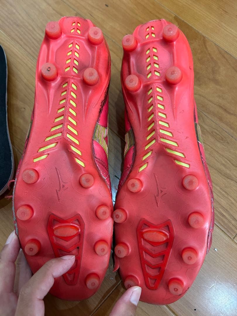 【MIZUNO】モレリアネオ4 RELEASE PACK 27.0cm