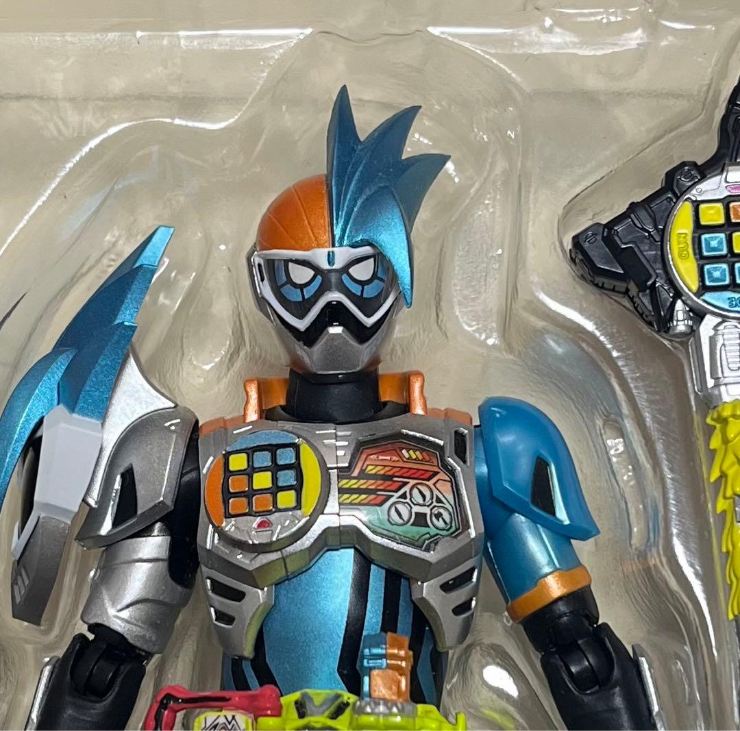 フィギュアーツ　仮面ライダーエグゼイド　ダブルアクションゲーマー　レベルXX
