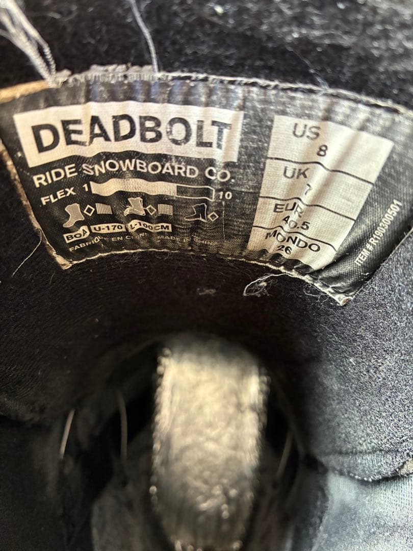 DEADBOLT スノーボードブーツ ブラック