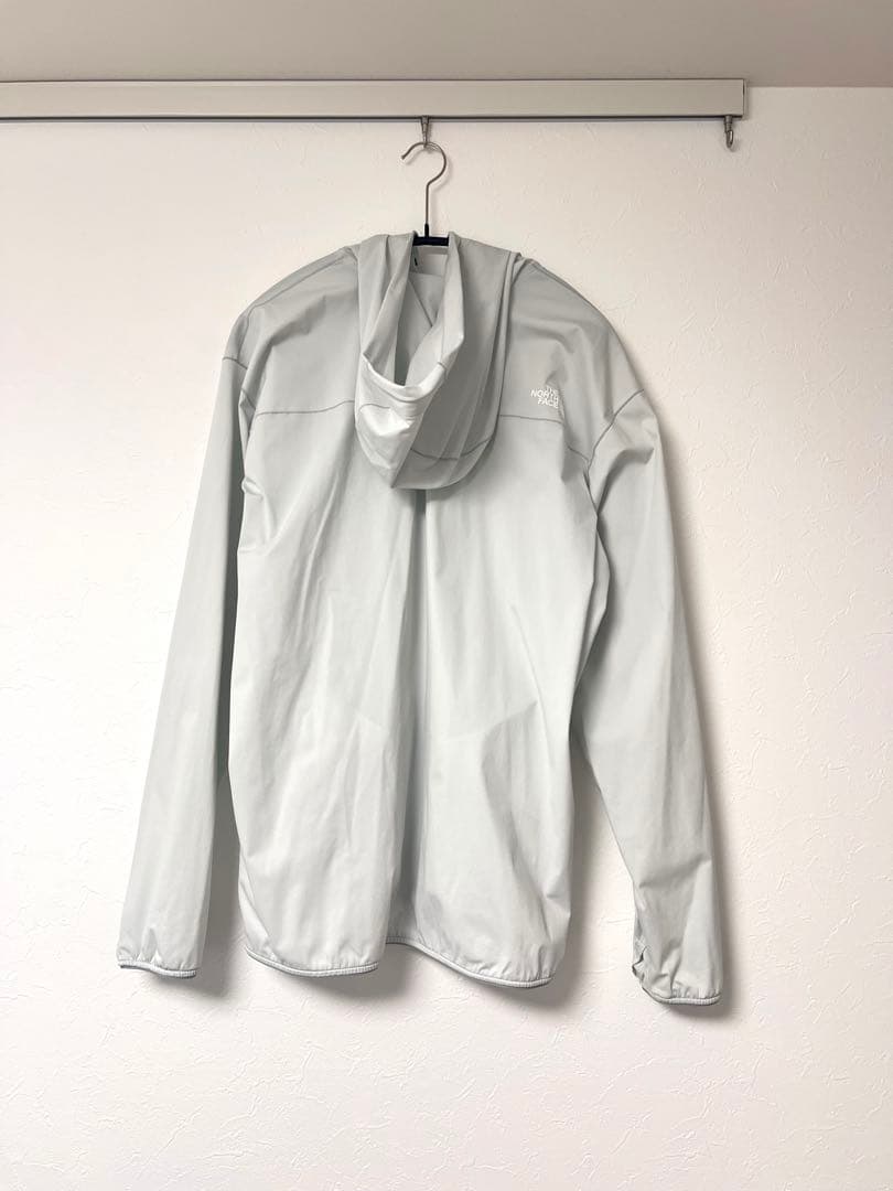 ザノースフェイス　トップス