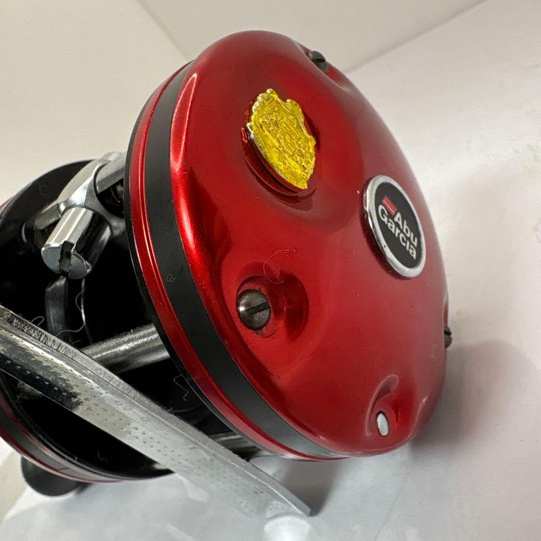 Abu Garcia Ambassadeur 5000ベイトリール レッド