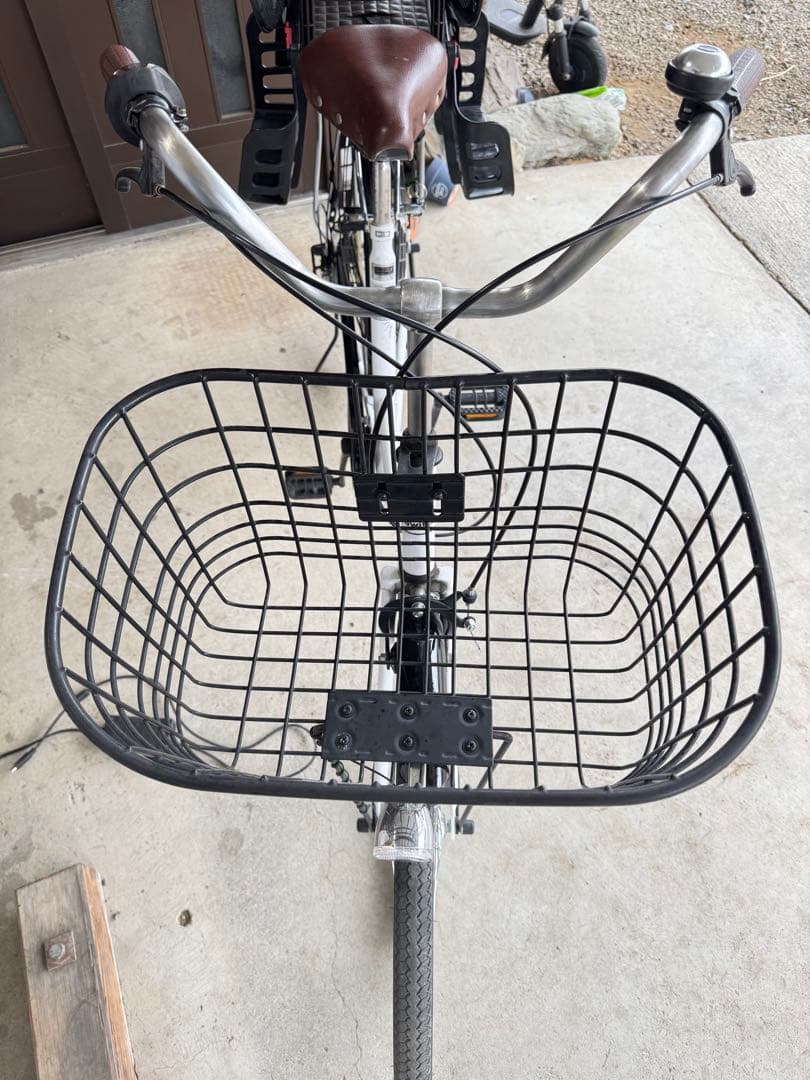 【最終値下げ】チャイルドシート付き自転車　26インチ
