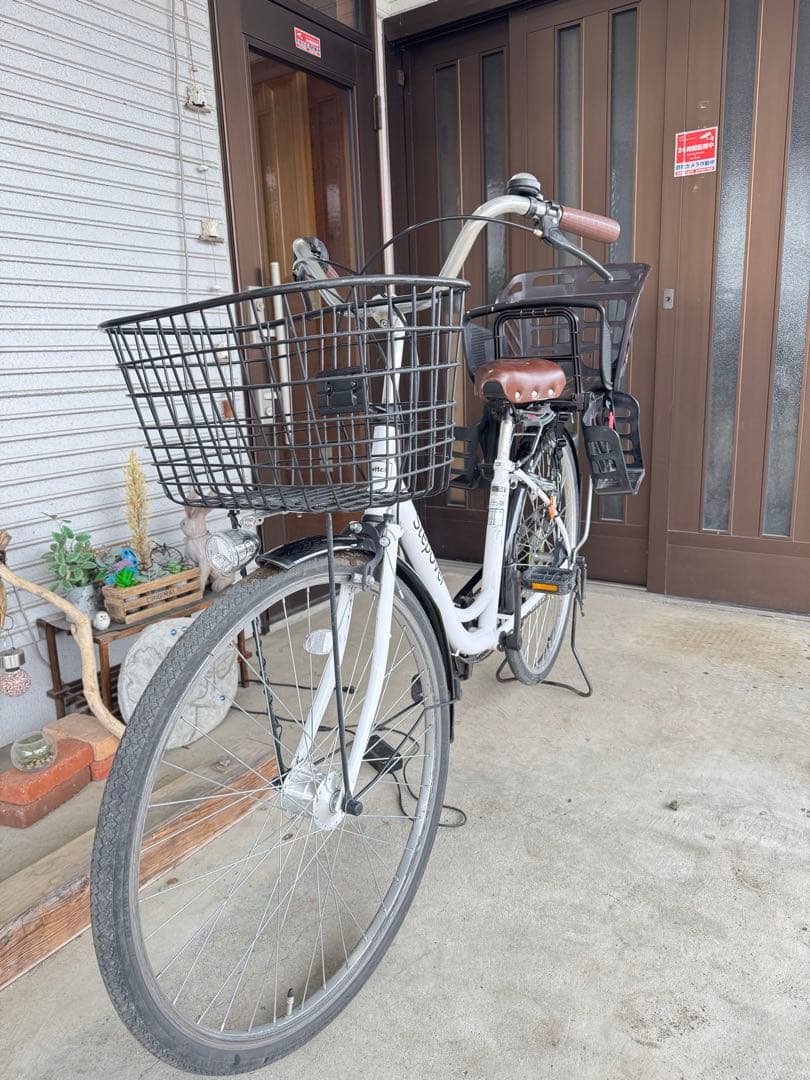 【最終値下げ】チャイルドシート付き自転車　26インチ