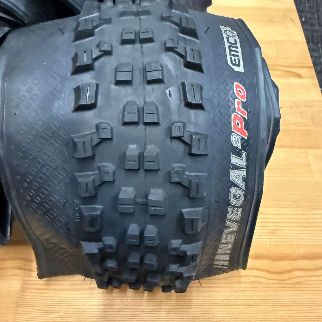 KENDA NEVEGAL Pro 27.5x2.6 2本中古 1本新品