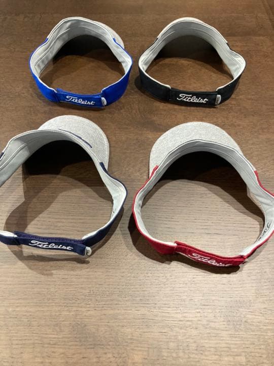 【美品】タイトリストバイザー