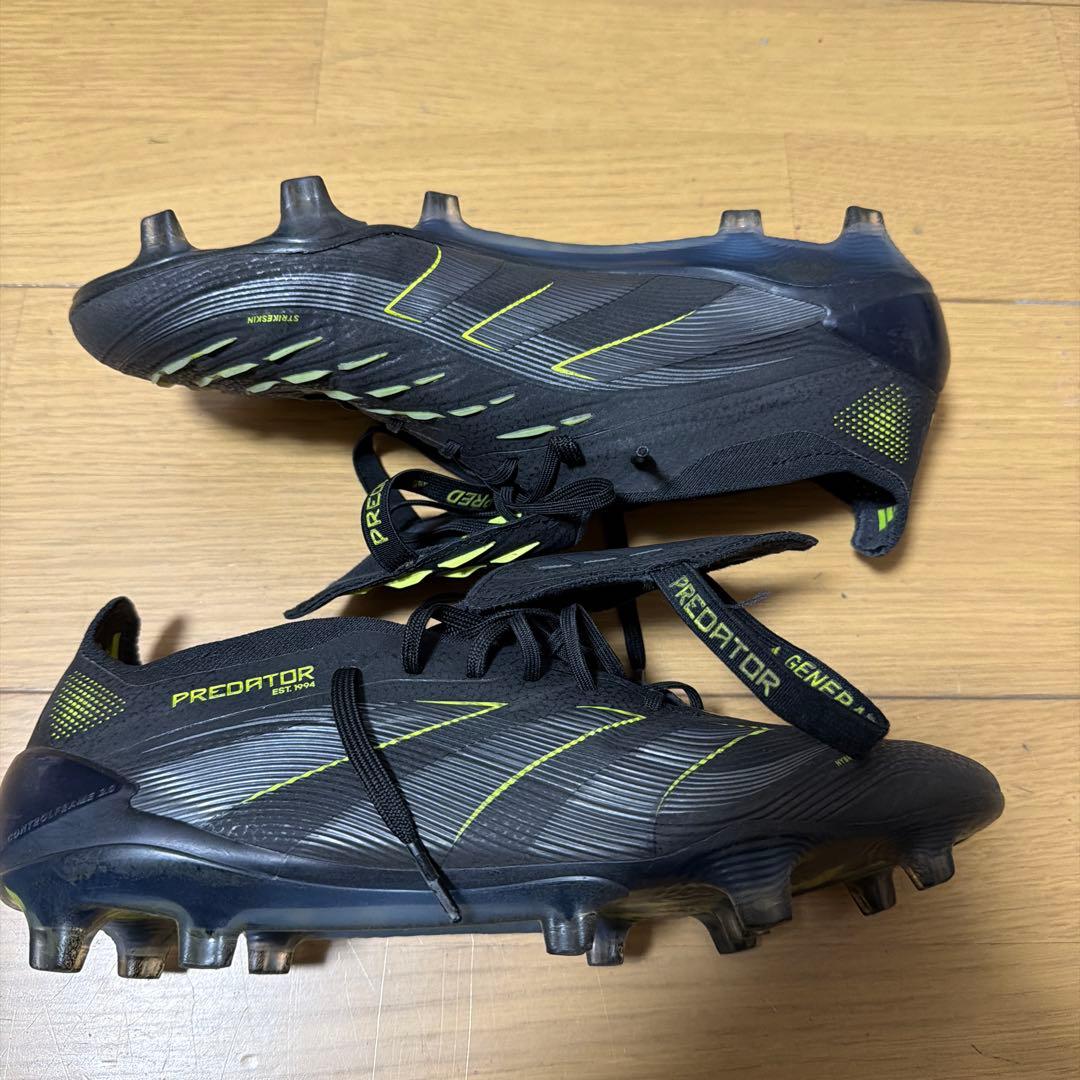 adidas Predator サッカーシューズ 黒/黄緑