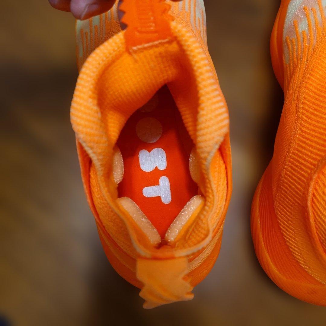 シューズ adidas BOOST