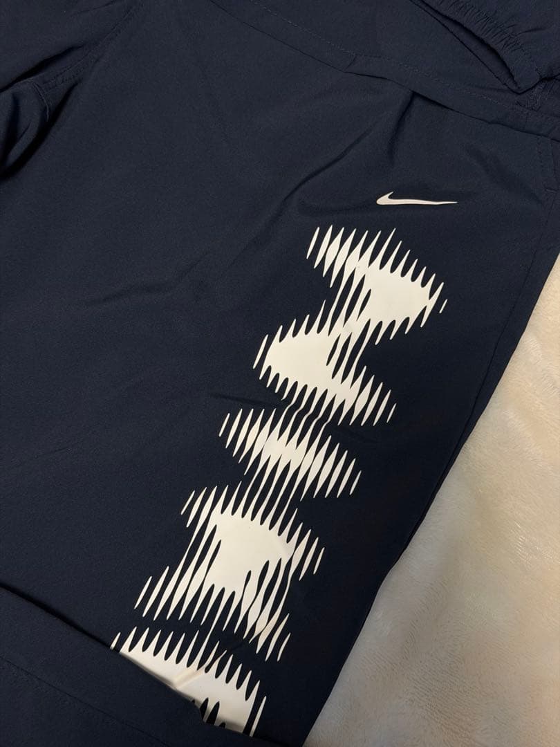 NIKE Dri-FIT フーデッド ジャケット バーサスタイルパンツ上下セット