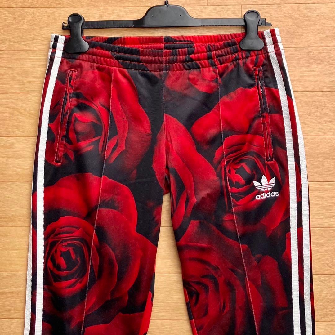 アディダス オリジナルス トラックパンツ 薔薇 ジャージ レッド ローズ　カモ