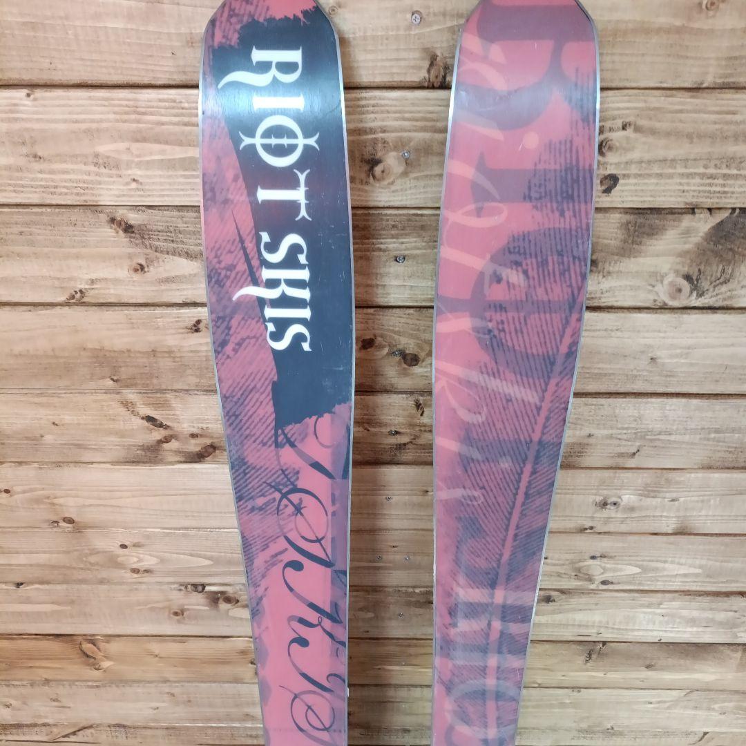 Riot skis フリースタイル 160 スキー marker squire