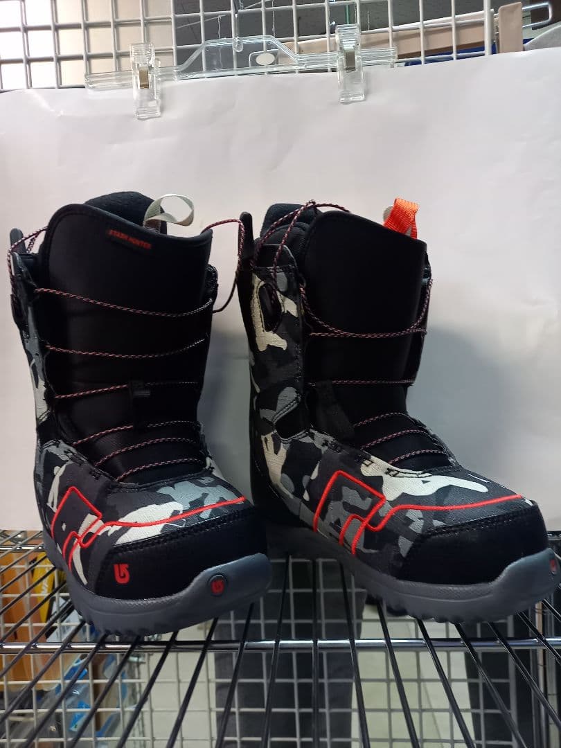 Burton STASH HUNTER 23cm ジュニアブーツ