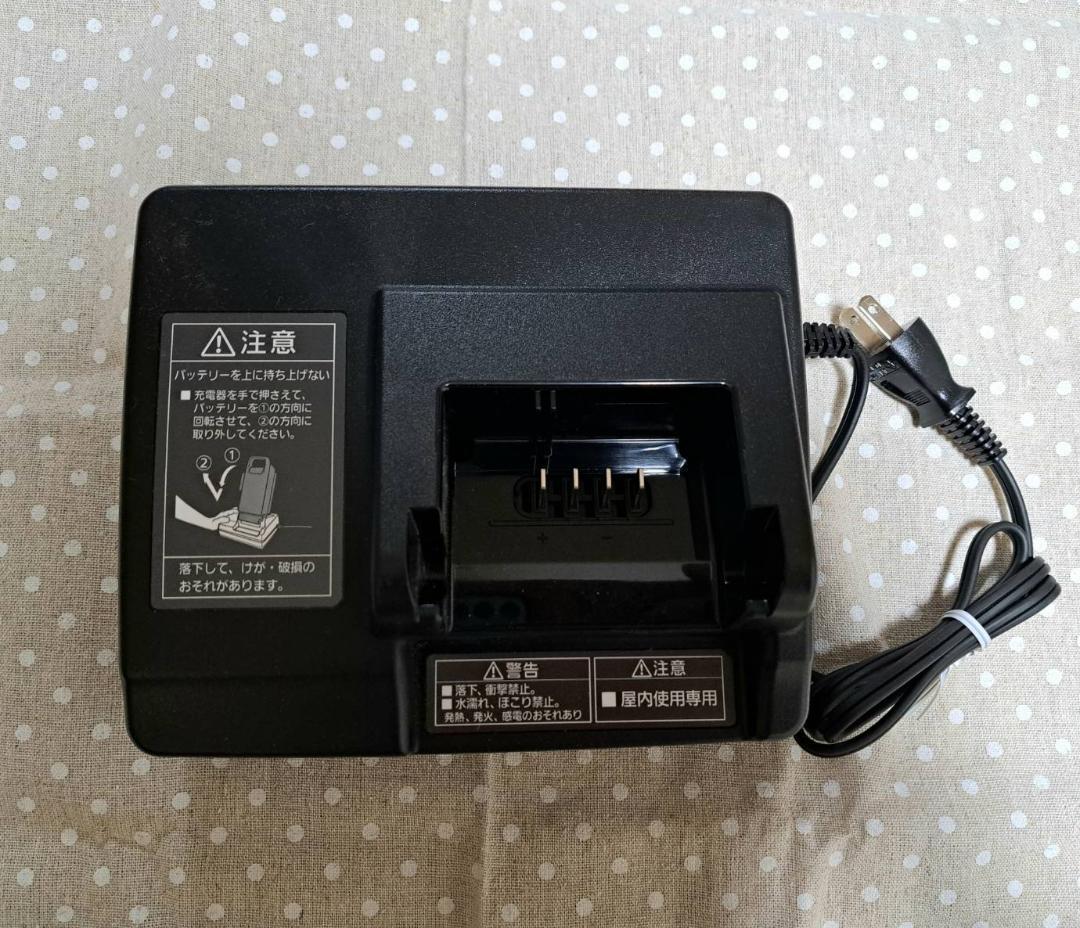 【新品未使用】Panasonic NKJ073Z 充電器