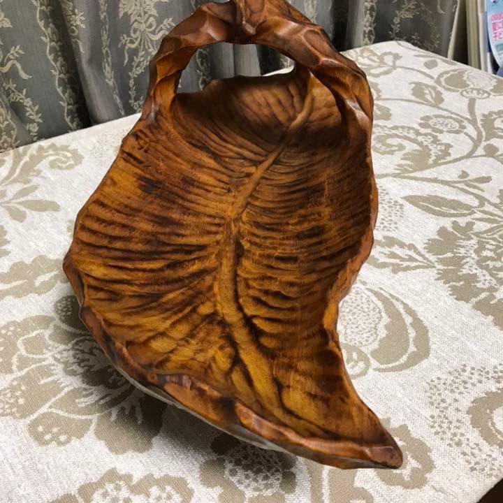 木彫り　小物入れ　かご