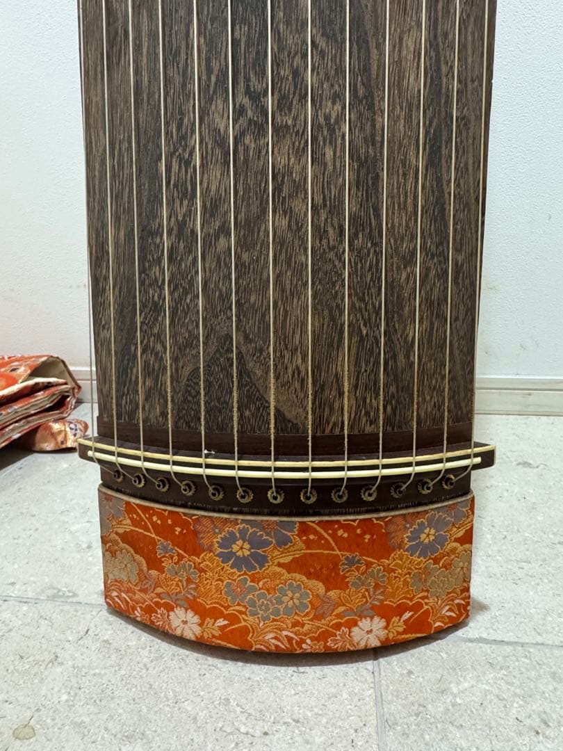 13弦 琴 お琴 和楽器 全長182cm 布包み付 伝統楽器 木目良好