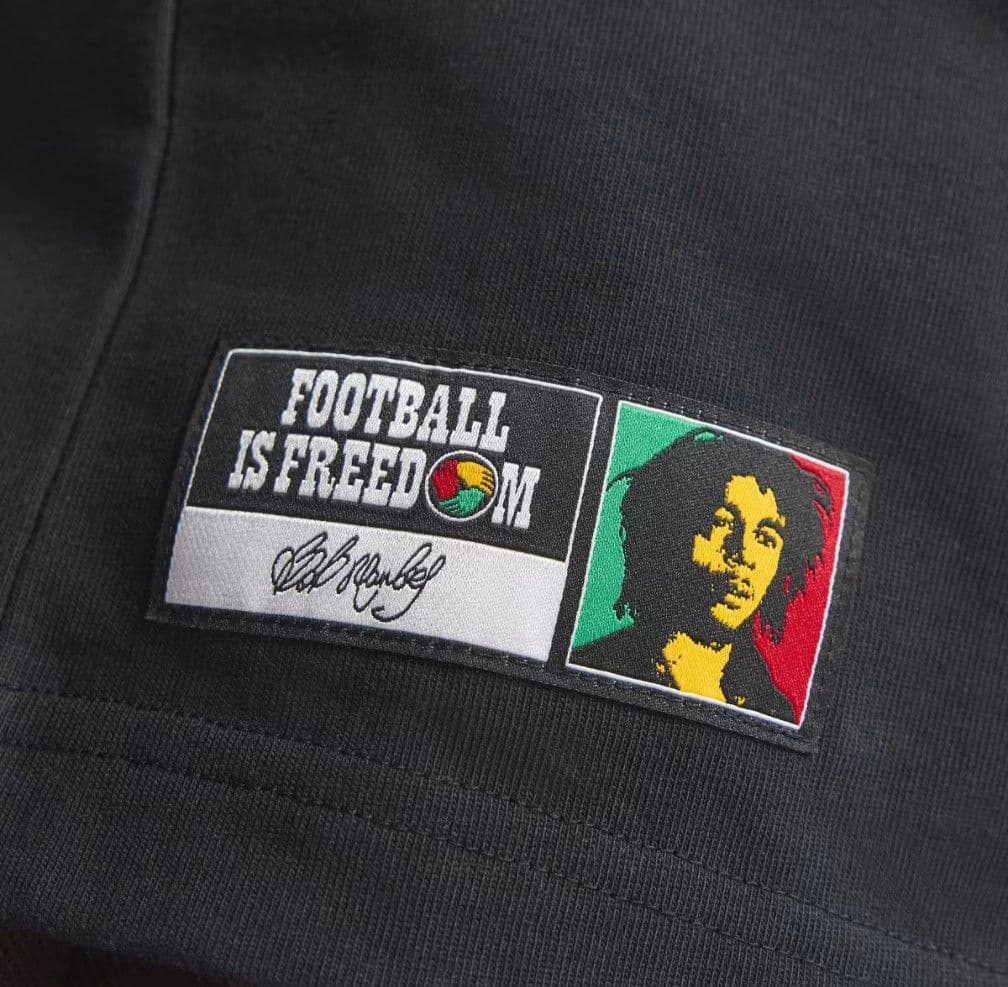 Bob Marley adidas Originals Tシャツ