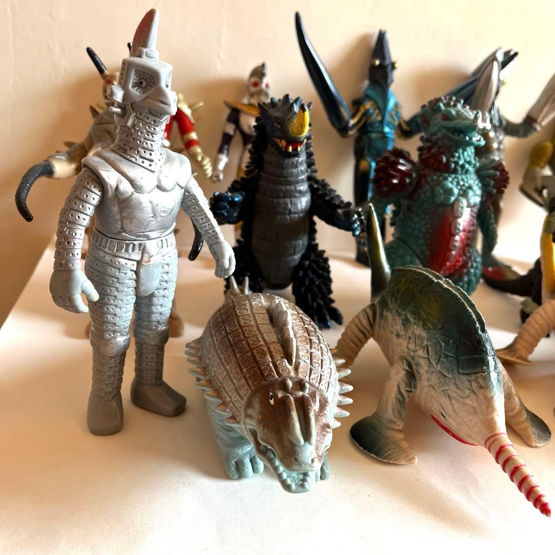 ウルトラマン 怪獣 ソフビ 15体セット まとめ売り バルタン星人他