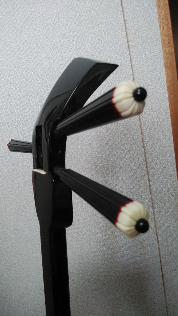 三線 銘苅春政作 知念大工型 特級黒檀材 棹と胴のみ