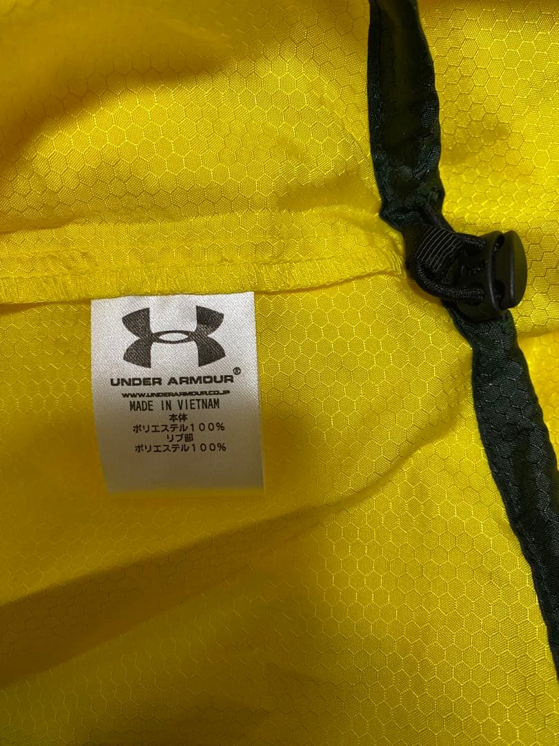 新品　UNDER ARMOUR ピステ セットアップ　イエロー/グリーン　3XL