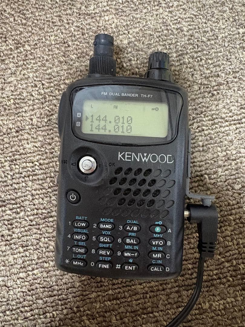 KENWOOD TH-F7 FMデュアルバンダー