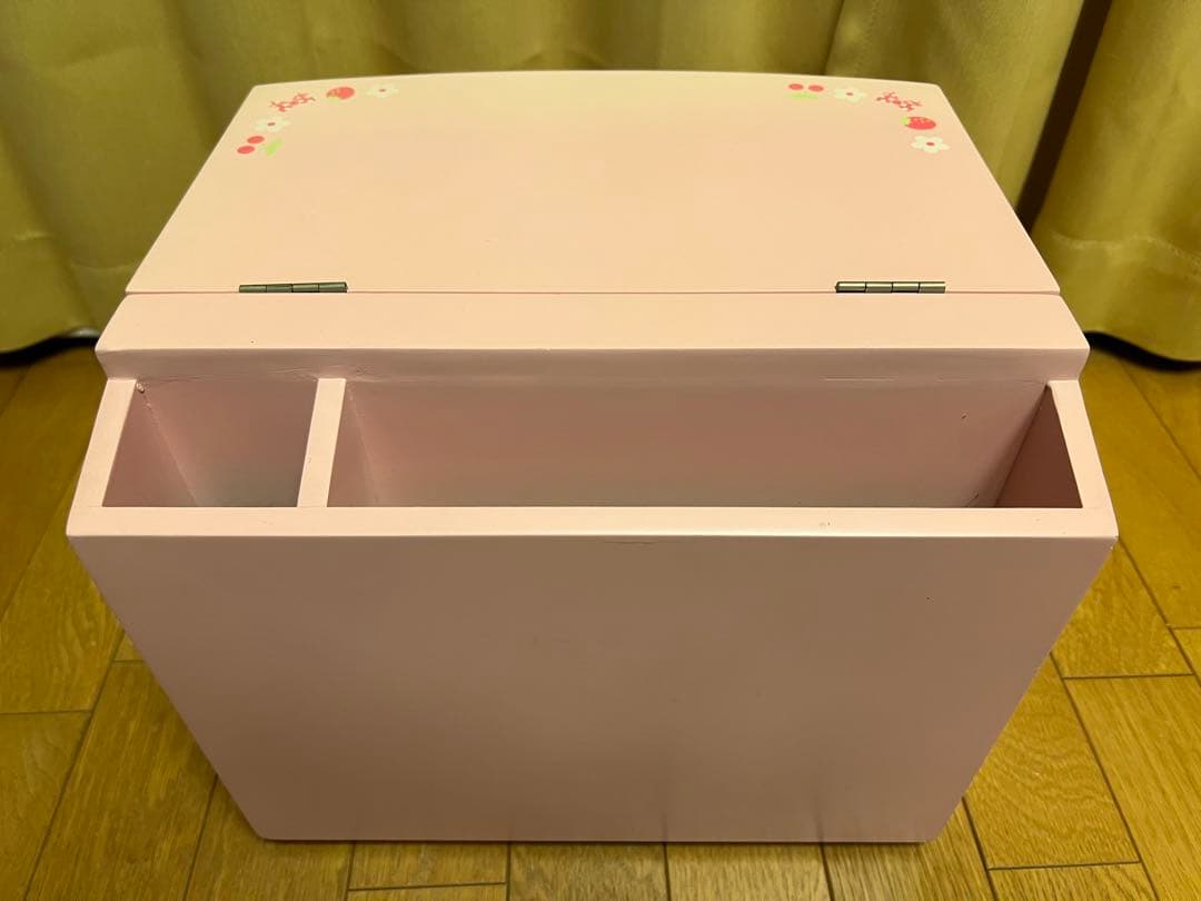ハローキティー　チェスト