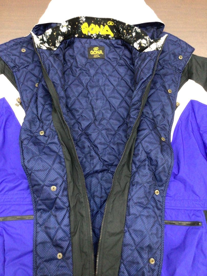 アシックス　GONA　フード付き　ジャケット　上着　防寒着　LLサイズ