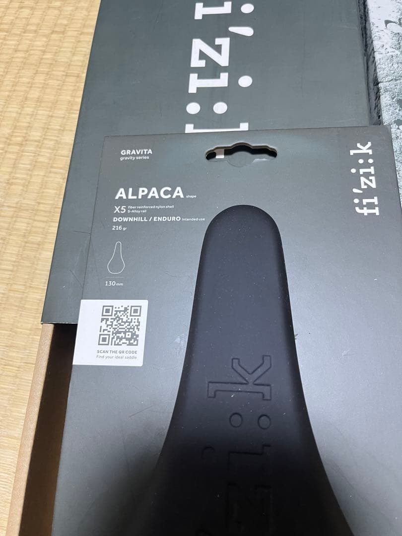 fi'zi:k ALPACA X5 サドル 130mm