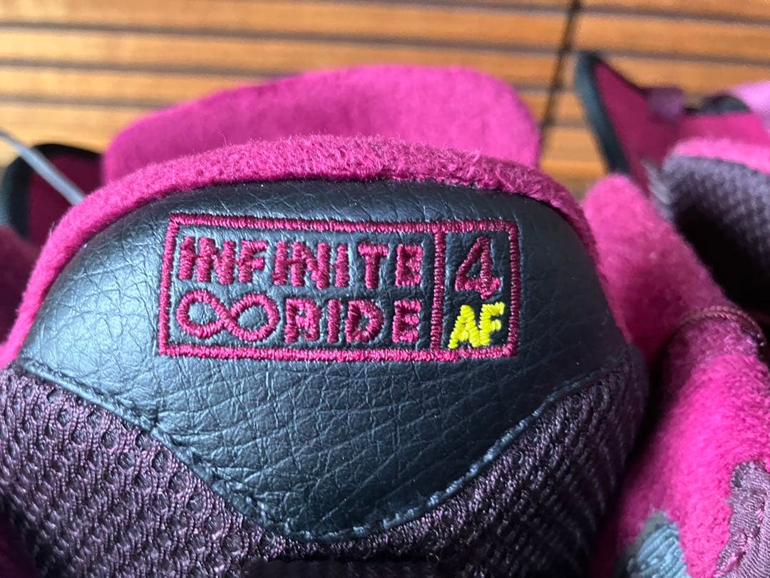 Burton スノーボードブーツ(女性用) Infinite Ride 4