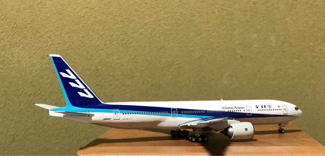 1/400 ANA B777-200ER(777尾翼ハイブリット)