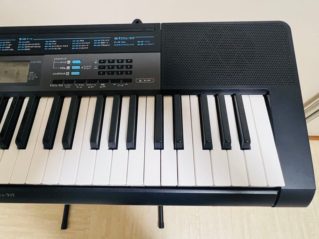 CASIO 電子ピアノ CTK-2550 61鍵盤 キーボード　足つき