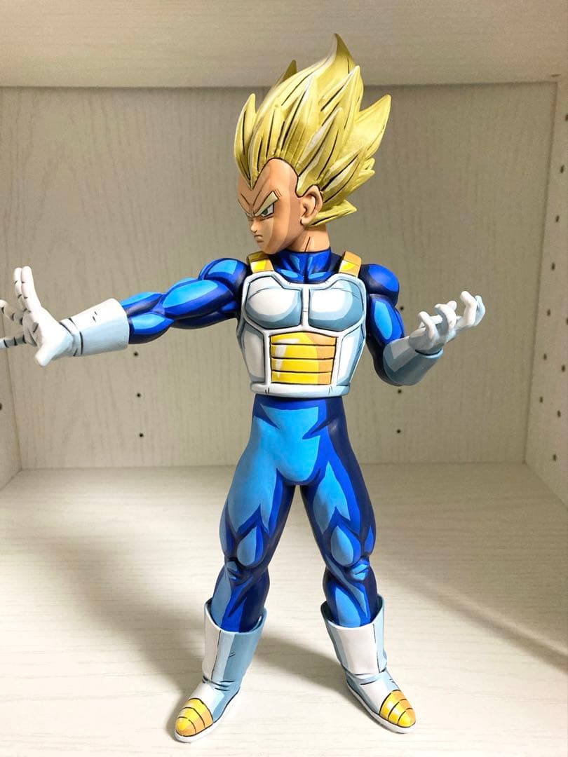 ドラゴンボール フィギュア リペイント 超サイヤ人 ベジータ 二次元彩色