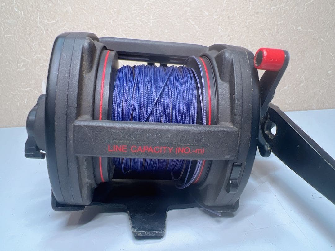 リール RYOBI ADVENTURE CARBON 70 MAGTEC