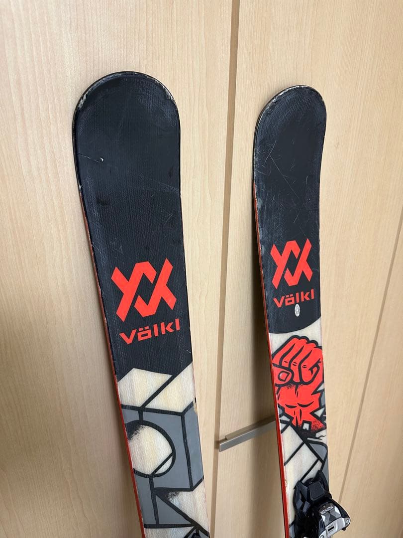 Völkl Revolt 95 165cm スキー