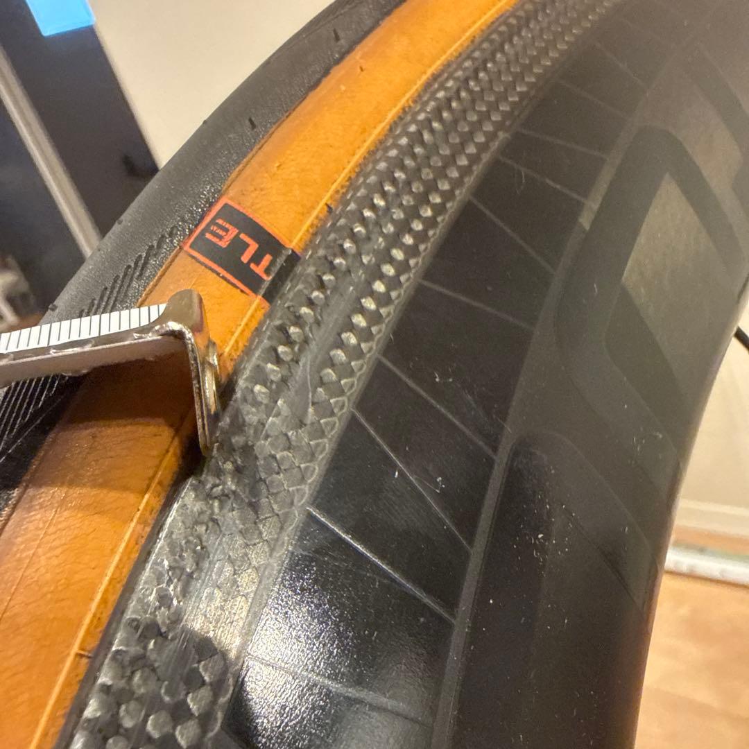 パーツ DT SWISS front wheel tubeless tire 700c